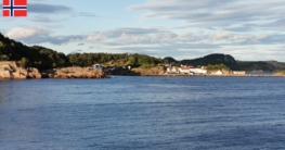 Blick auf eine Stelle nahe dem kleinen Hafen in der Lussevika bei Åvik auf dem Weg zum Angeln